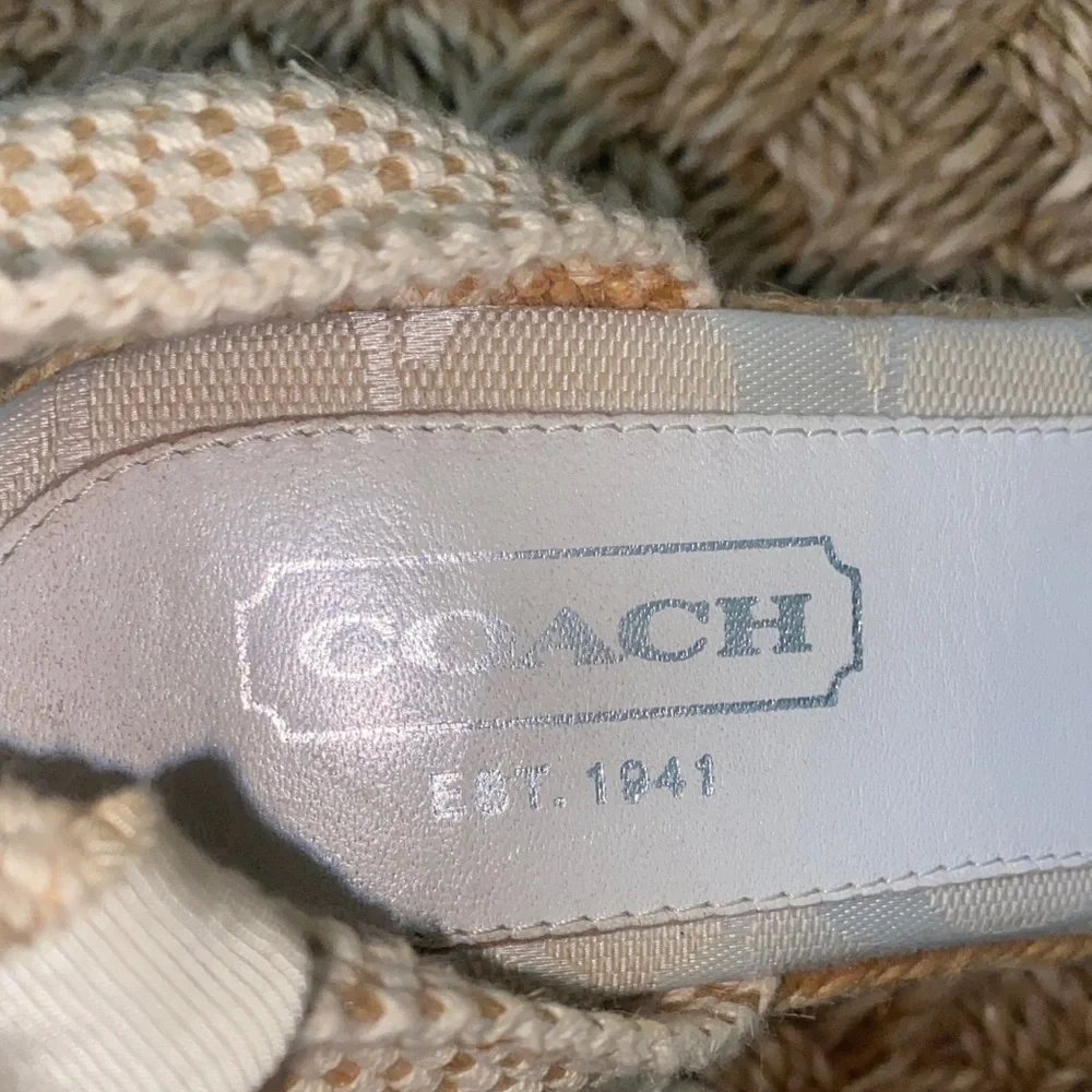 Coach Women's Cream White Wedge Espadrille Sandals Sz 8 - Picture 8 of 14